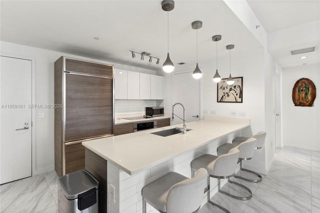 1100 S Miami Ave 1609, Miami, FL 33130