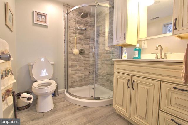 1206 NASSAU RD, Warminster, PA 18974