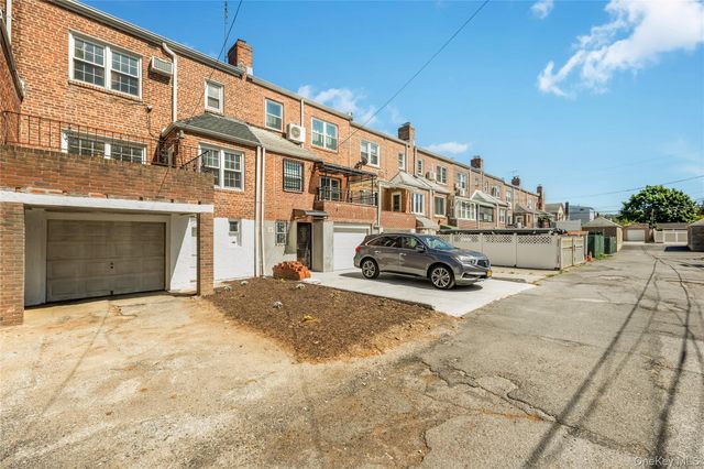 7334 174th Street, Fresh Meadows, NY 11366