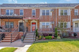 7334 174th Street, Fresh Meadows, NY 11366