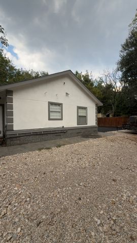 306 Broadmoor A, Arlington, TX 76010