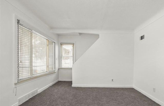 24868 Grove Avenue, Eastpointe City, MI 48021