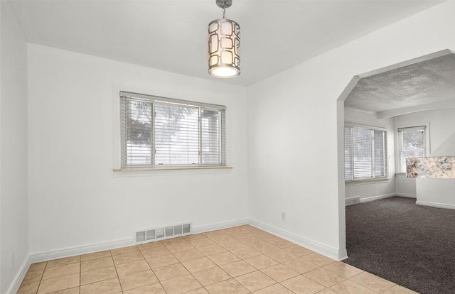 24868 Grove Avenue, Eastpointe City, MI 48021