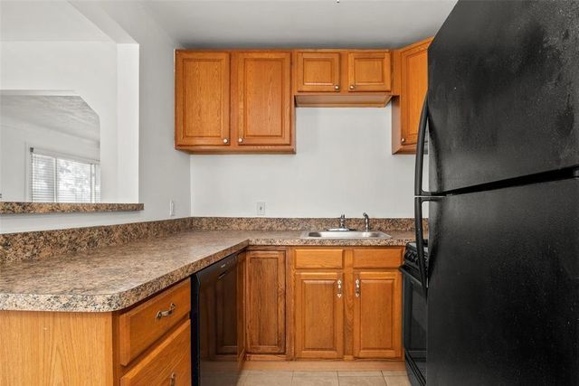 24868 Grove Avenue, Eastpointe City, MI 48021