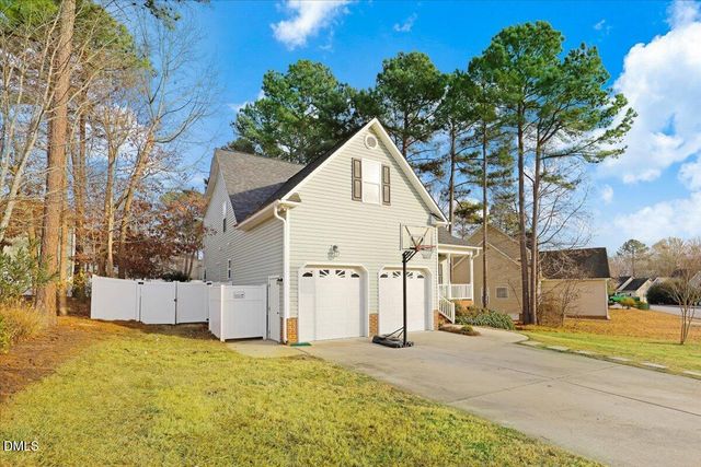 39 Anderby Drive, Clayton, NC 27527