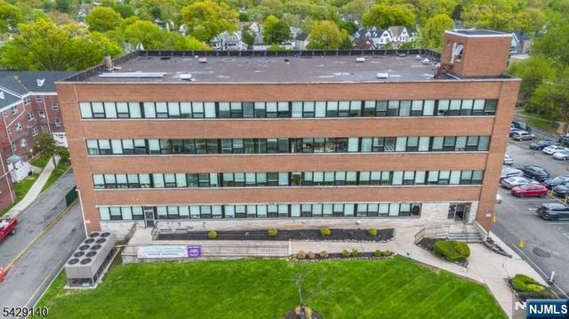 280 Harrison Street 302, East Orange, NJ 07018