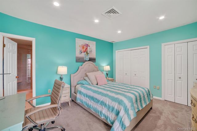 341 Furnace Dock Road 11, Cortlandt Manor, NY 10567