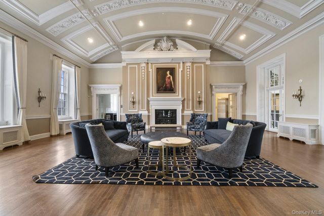 341 Furnace Dock Road 11, Cortlandt Manor, NY 10567