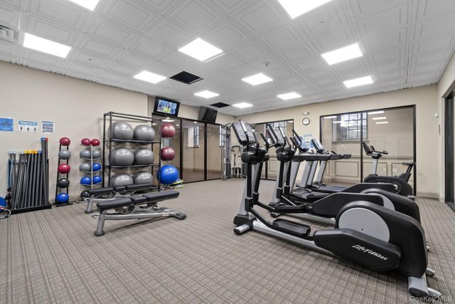 341 Furnace Dock Road 11, Cortlandt Manor, NY 10567