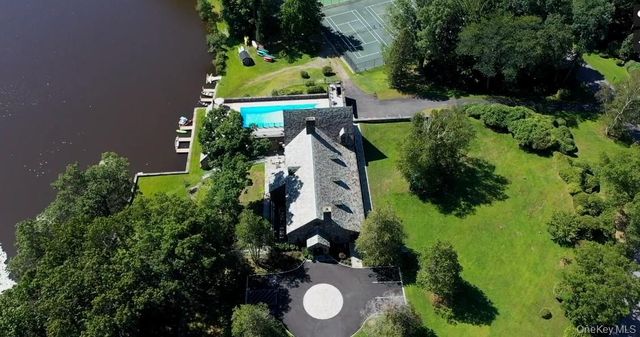 341 Furnace Dock Road 11, Cortlandt Manor, NY 10567