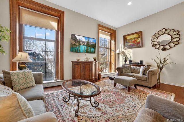 341 Furnace Dock Road 11, Cortlandt Manor, NY 10567