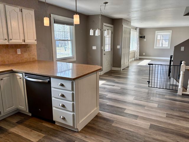 1324 Crandall Avenue, Norton Shores, MI 49441