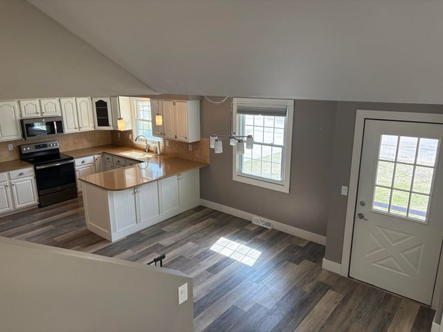 1324 Crandall Avenue, Norton Shores, MI 49441