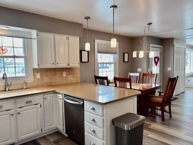 1324 Crandall Avenue, Norton Shores, MI 49441