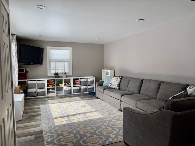 1324 Crandall Avenue, Norton Shores, MI 49441