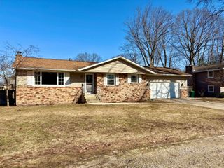 1324 Crandall Avenue, Norton Shores, MI 49441