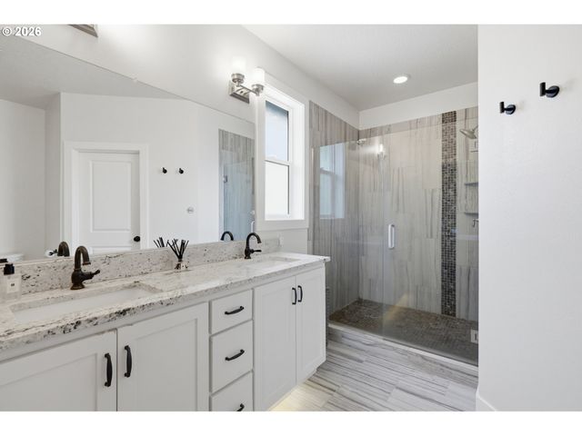 6805 Ne 70TH St, Vancouver, WA 98661