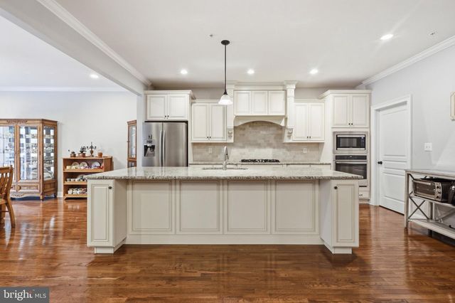 112 WELLINGTON DR, Media, PA 19063