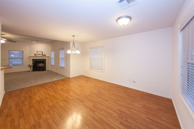 11922 Valley Avenue, Collinsville, OK 74021