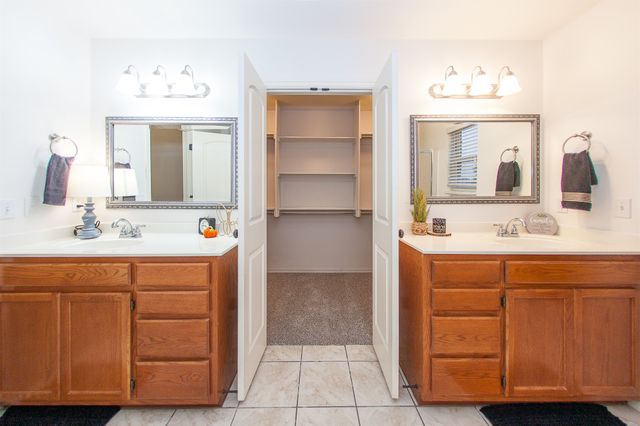 11922 Valley Avenue, Collinsville, OK 74021