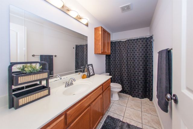 11922 Valley Avenue, Collinsville, OK 74021