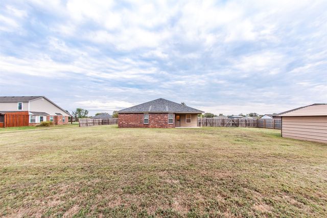 11922 Valley Avenue, Collinsville, OK 74021