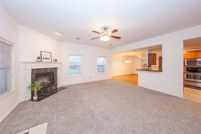 11922 Valley Avenue, Collinsville, OK 74021