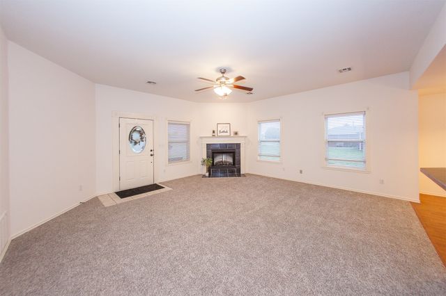 11922 Valley Avenue, Collinsville, OK 74021