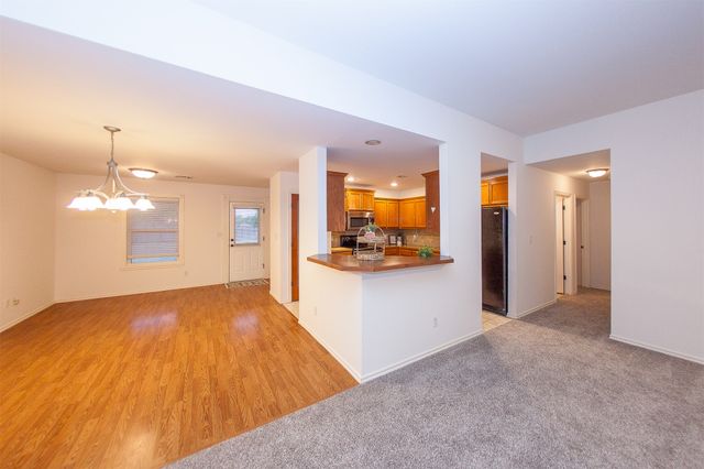 11922 Valley Avenue, Collinsville, OK 74021