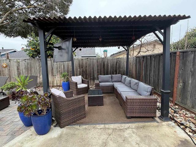 32451 32451 Lake Ree St, Fremont, CA 94555