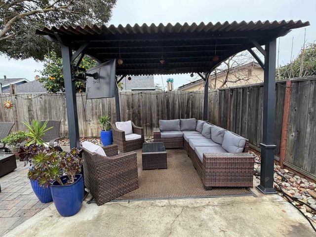 32451 32451 Lake Ree St, Fremont, CA 94555