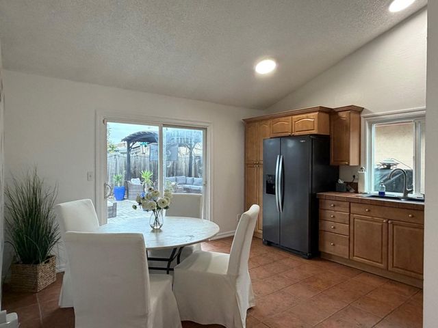 32451 32451 Lake Ree St, Fremont, CA 94555