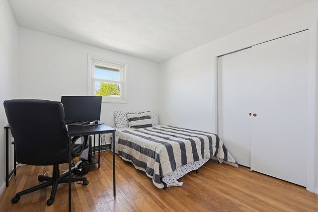 7 Miscoe Road, Worcester, MA 01604