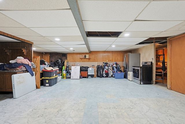 7 Miscoe Road, Worcester, MA 01604