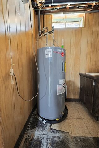 7 Miscoe Road, Worcester, MA 01604