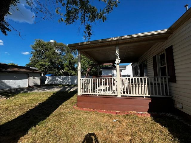 890 Woodland Rd, Sharpsville, PA 16150