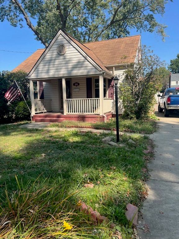 890 Woodland Rd, Sharpsville, PA 16150