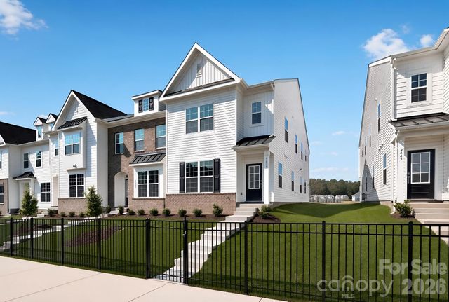 9439 Old Dowd Road 161, Charlotte, NC 28214