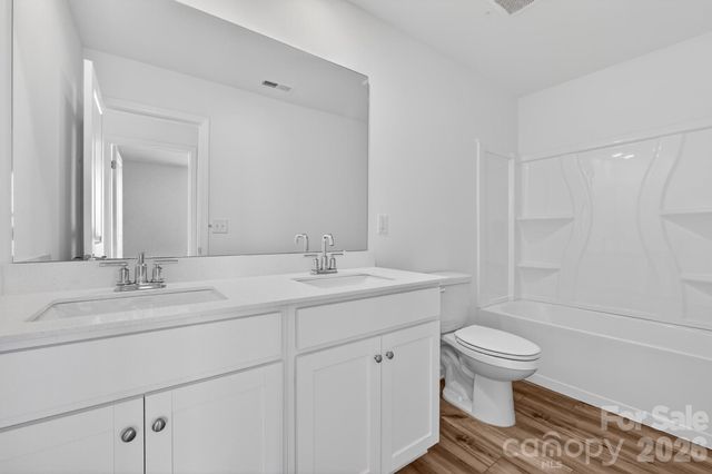 9439 Old Dowd Road 161, Charlotte, NC 28214