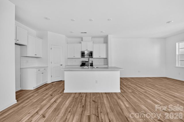 9439 Old Dowd Road 161, Charlotte, NC 28214
