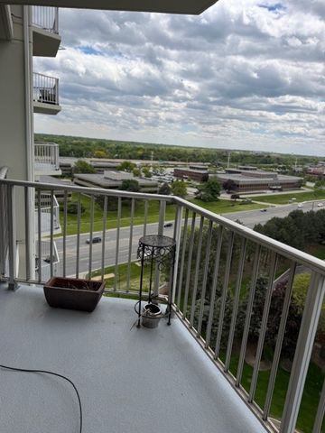 40 N Tower Road 11K, Oak Brook, IL 60523