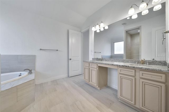 12519 Montclair Landing Court, Tomball, TX 77375