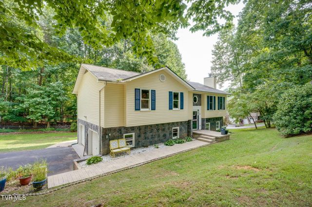 170 Young Road, Johnson City, TN 37604