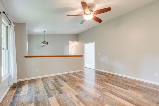 170 Young Road, Johnson City, TN 37604