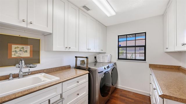 1109 DELACROIX CIRCLE, Nokomis, FL 34275