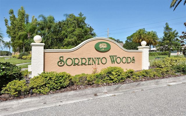 1109 DELACROIX CIRCLE, Nokomis, FL 34275