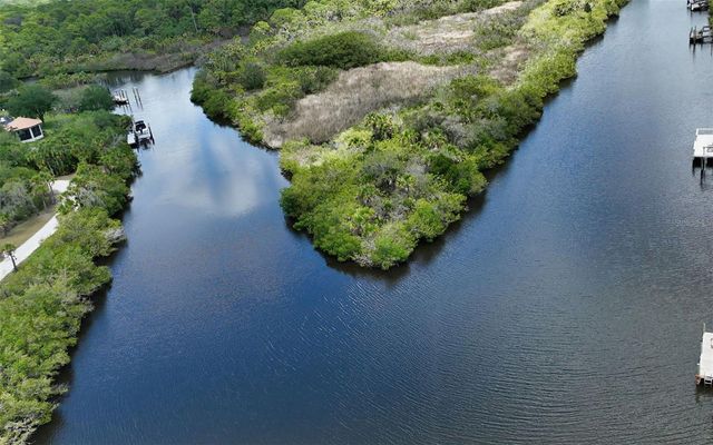 1109 DELACROIX CIRCLE, Nokomis, FL 34275