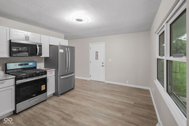 1317 Bramble Way, Anderson, IN 46011