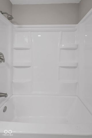 1317 Bramble Way, Anderson, IN 46011