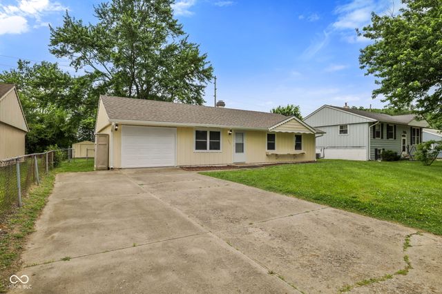 1317 Bramble Way, Anderson, IN 46011